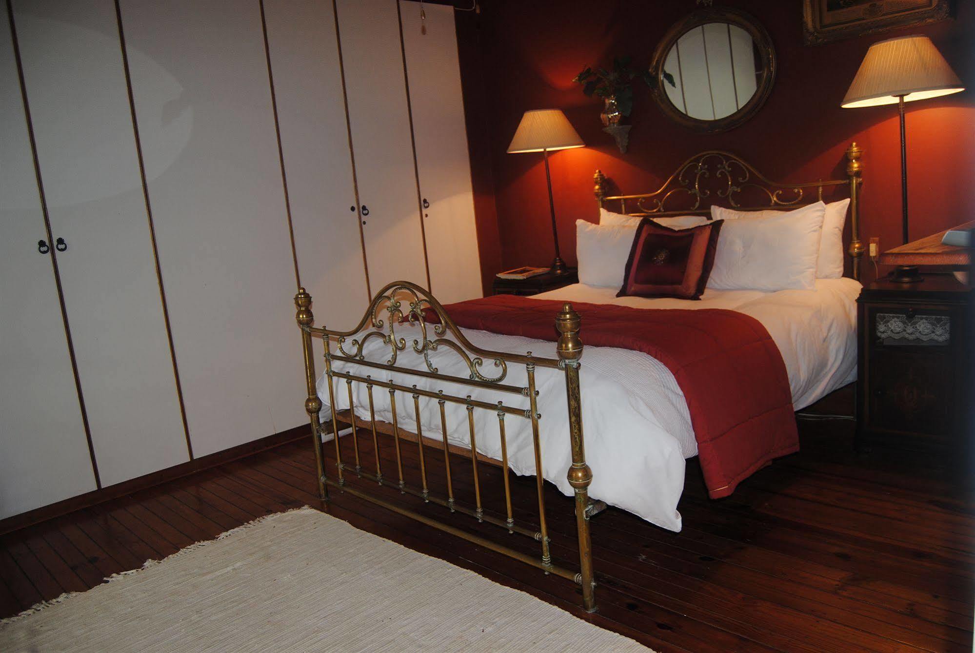 Royston Hall Historical Guesthouse Umtentweni ภายนอก รูปภาพ