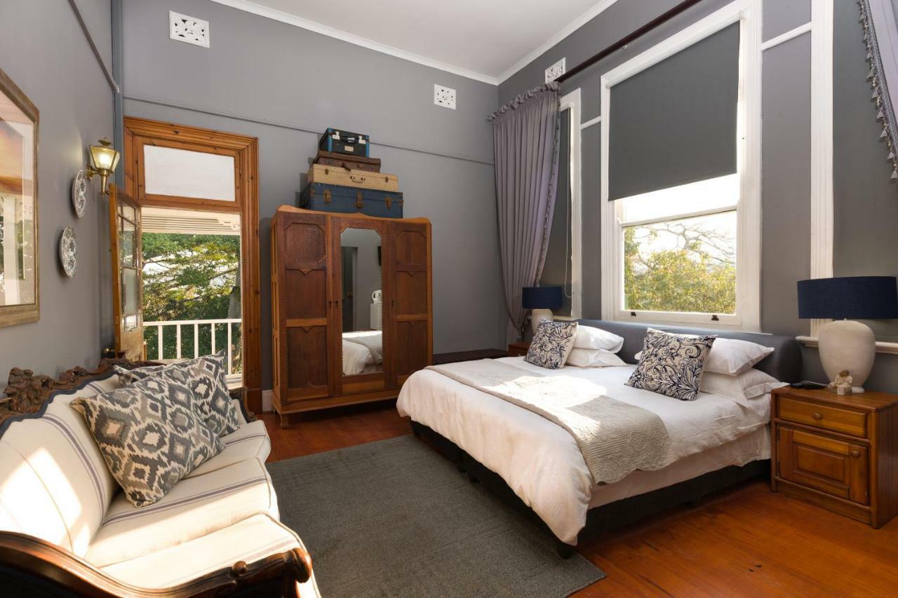 Royston Hall Historical Guesthouse Umtentweni ภายนอก รูปภาพ
